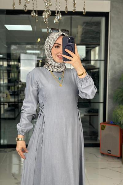 Dina Elbise-Gri