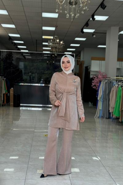 Kuşak Detaylı Takım Vizon